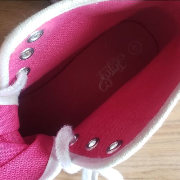 Jojo Siwa | Shoes - size 4.5 - Picture 11 of 12